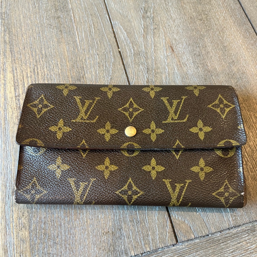 Authentic Louis Vuitton long trifold wallet